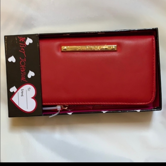 Betsey Johnson Red Bow Wallet. NWT - Picture 3 of 7